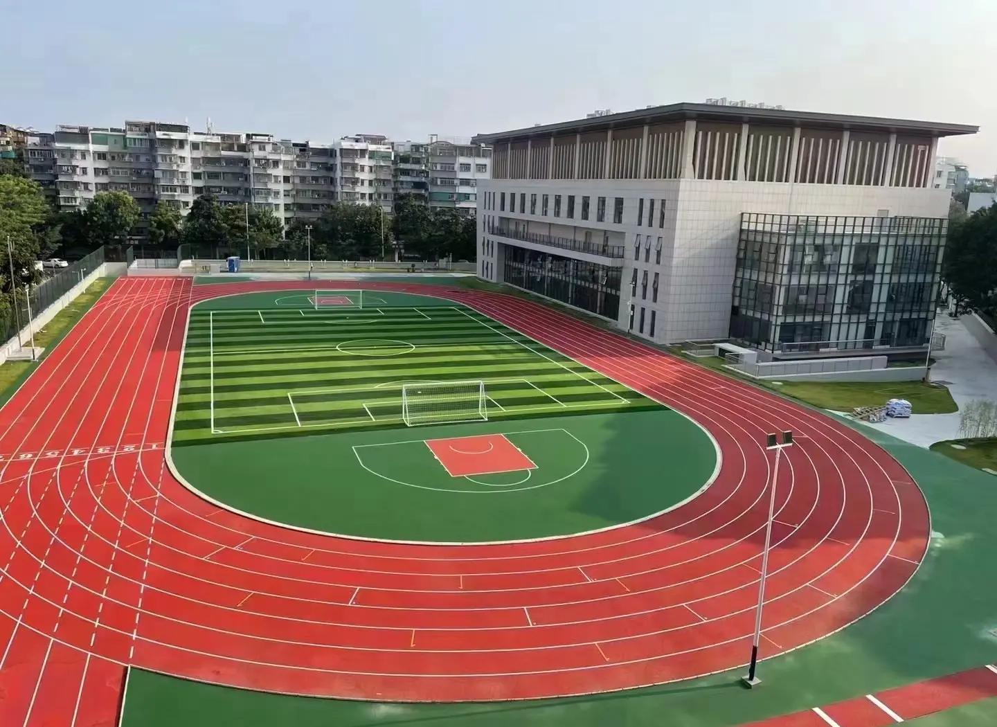 济南市橡胶跑道塑胶篮球场 - 厂家